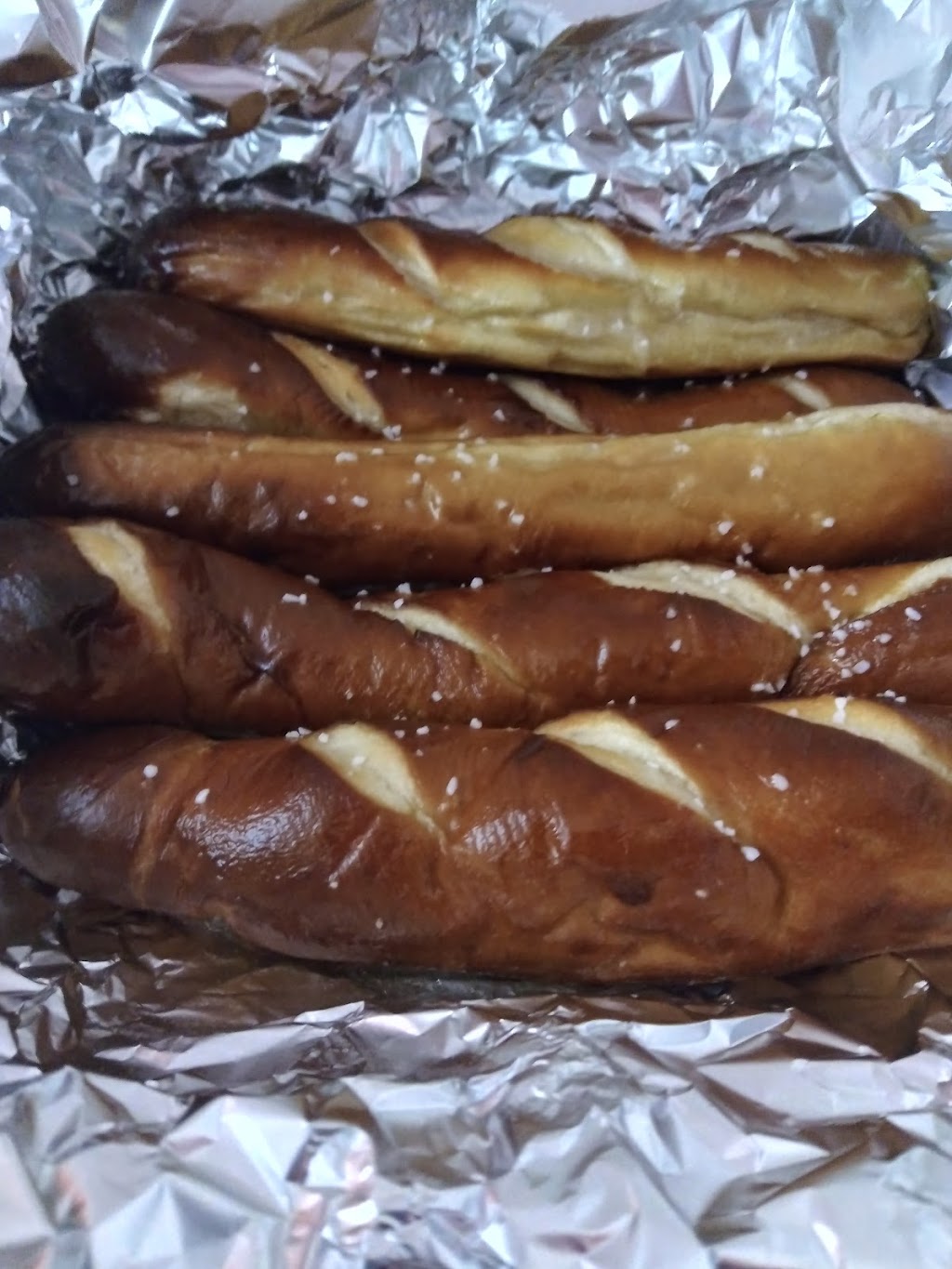 Barracos Pizza | meal delivery | 5740 W 87th St, Burbank, IL 60459, USA | 7086369594 OR +1 708-636-9594