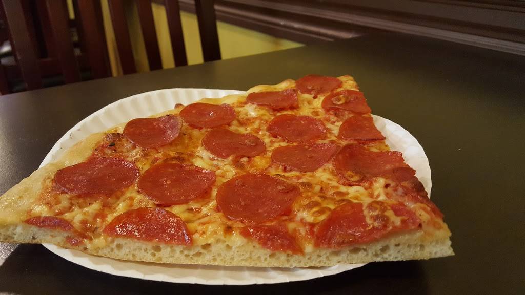 Pizzaiolo Gourmet Pizza | restaurant | 865 York Mills Rd, North York, ON M3B 1Y6, Canada | 4169871212 OR +1 416-987-1212