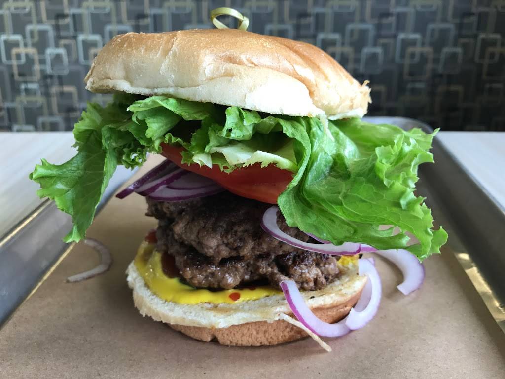 Fresh Craft Grille | restaurant | 650 Farmington Ave, Bristol, CT 06010, USA | 8605064203 OR +1 860-506-4203