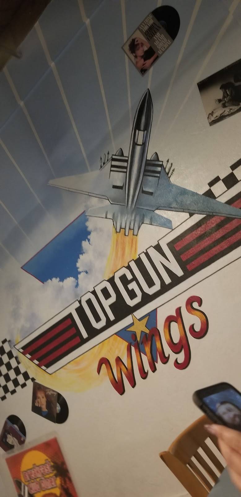 Top Gun Wings | restaurant | 505 Pier View Way, Oceanside, CA 92054, USA | 7607227341 OR +1 760-722-7341