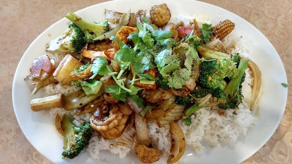 Khanhs Vietnamese Restaurant | restaurant | 6901 McCart Ave #200, Fort Worth, TX 76133, USA | 8177203200 OR +1 817-720-3200