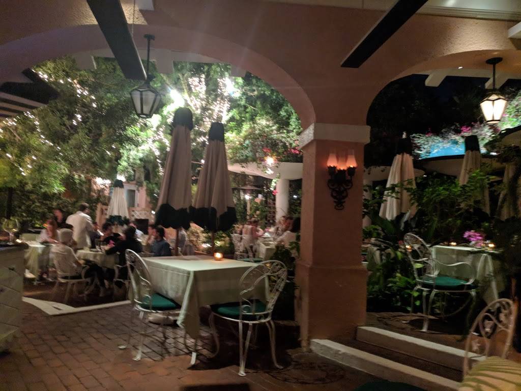 Polo Lounge | restaurant | 9641 Sunset Blvd, Beverly Hills, CA 90210, USA | 3108872777 OR +1 310-887-2777