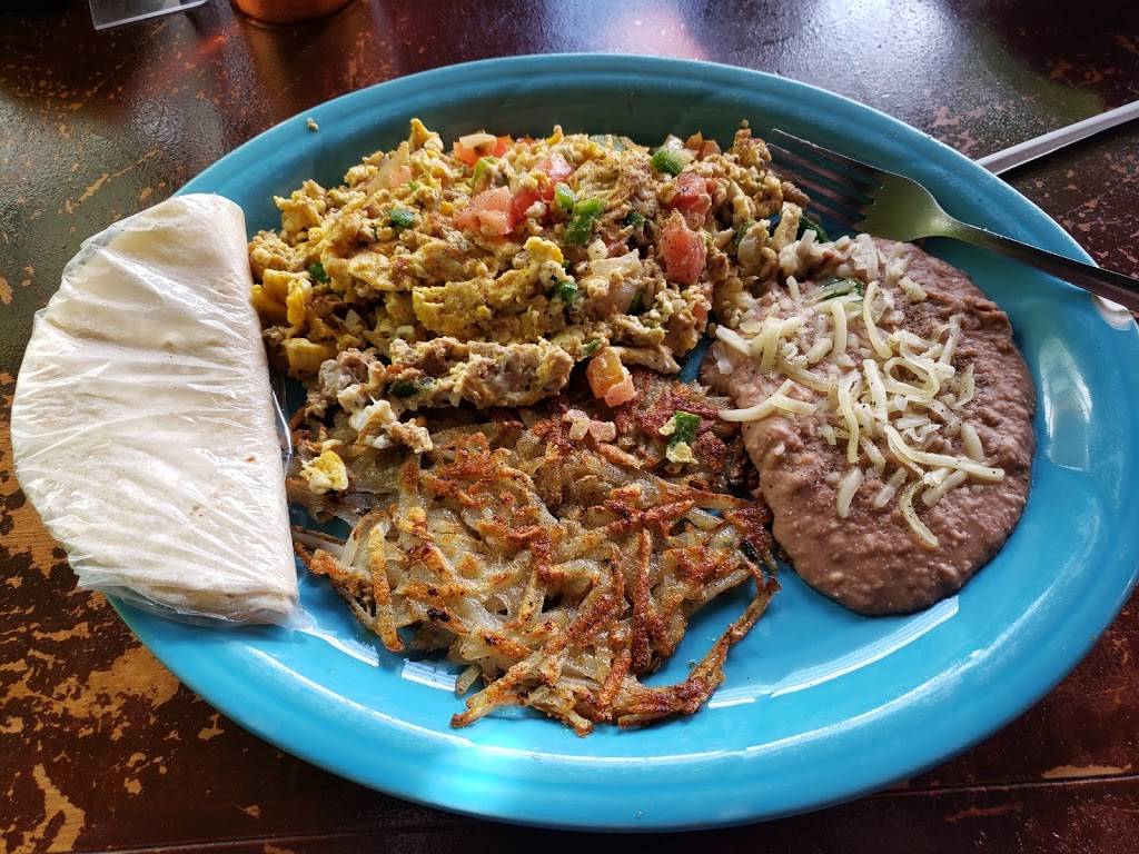 La Fogata del ciros | restaurant | 12295 Pellicano Dr # 1, El Paso, TX 79936, USA | 9159217383 OR +1 915-921-7383