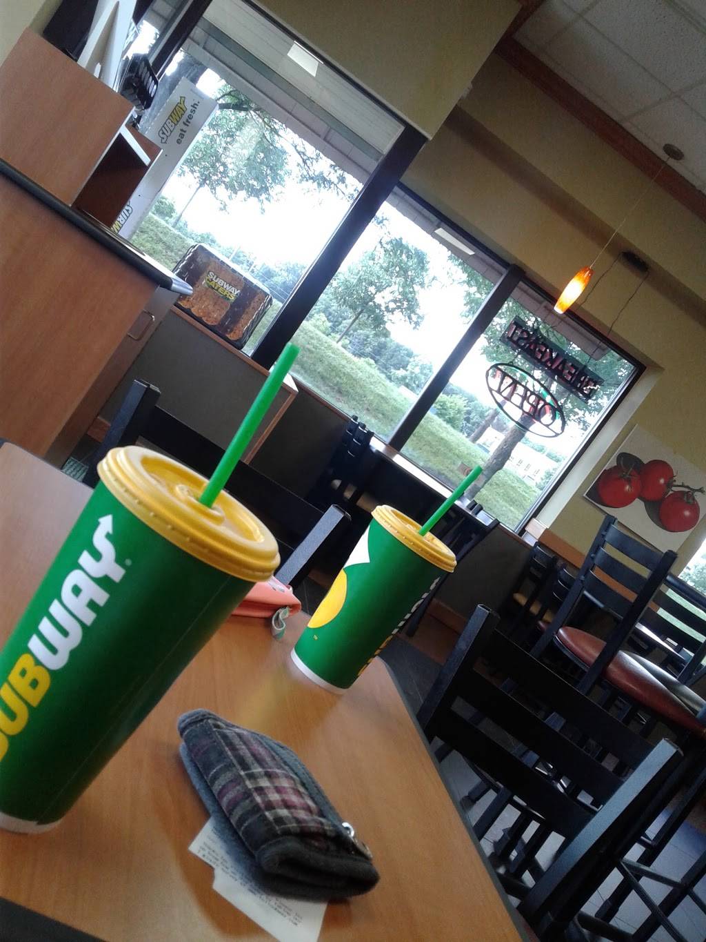 Subway | restaurant | 8415 Progress Drive, Suite A, Riverside Technology Park, Frederick, MD 21701, USA | 3016954020 OR +1 301-695-4020