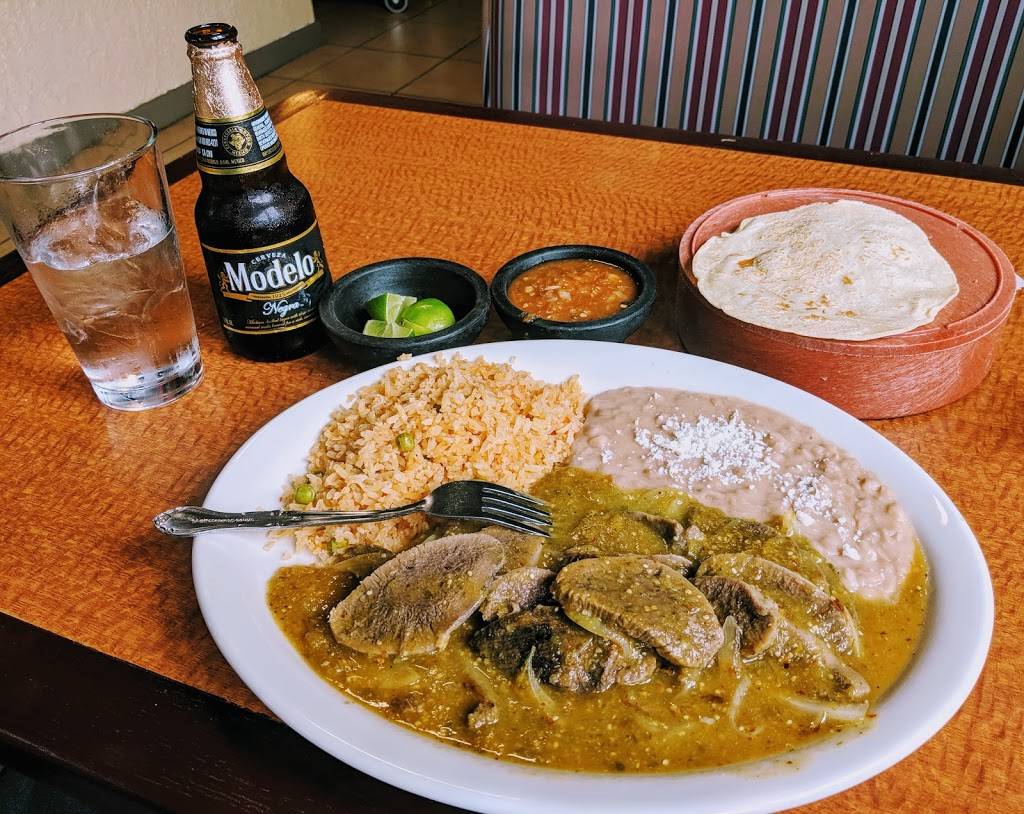 El Mitote | restaurant | 4400 E, E 4th Plain Blvd, Vancouver, WA 98661, USA | 3608287579 OR +1 360-828-7579