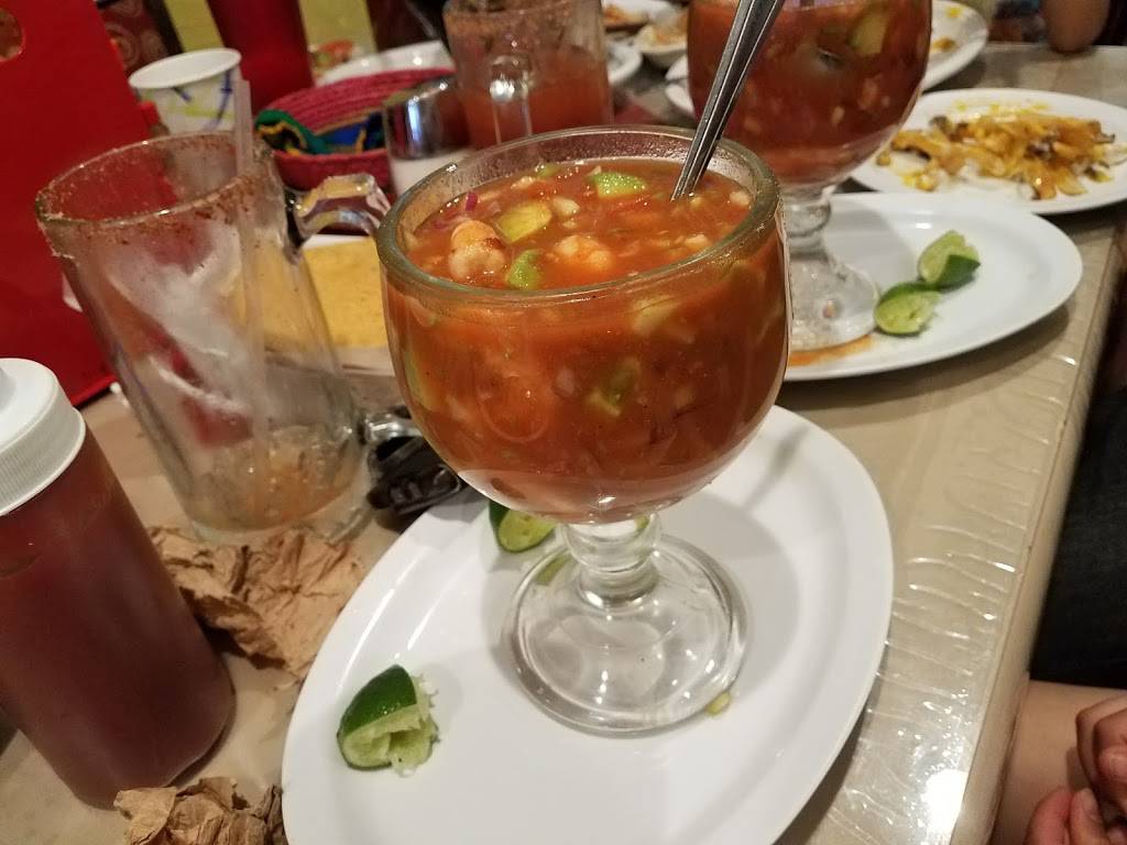 Mariscos El Tata | restaurant | 10555 International Blvd, Oakland, CA 94603, USA | 5105681949 OR +1 510-568-1949