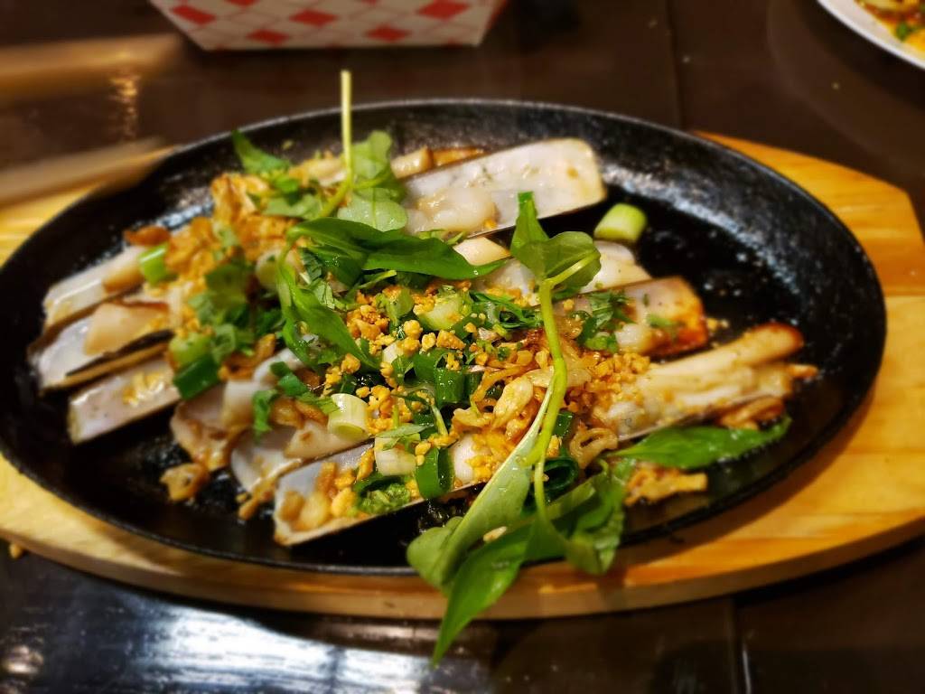 Oc House | restaurant | 4229 SE 82nd Ave #3, Portland, OR 97266, USA | 5038415610 OR +1 503-841-5610