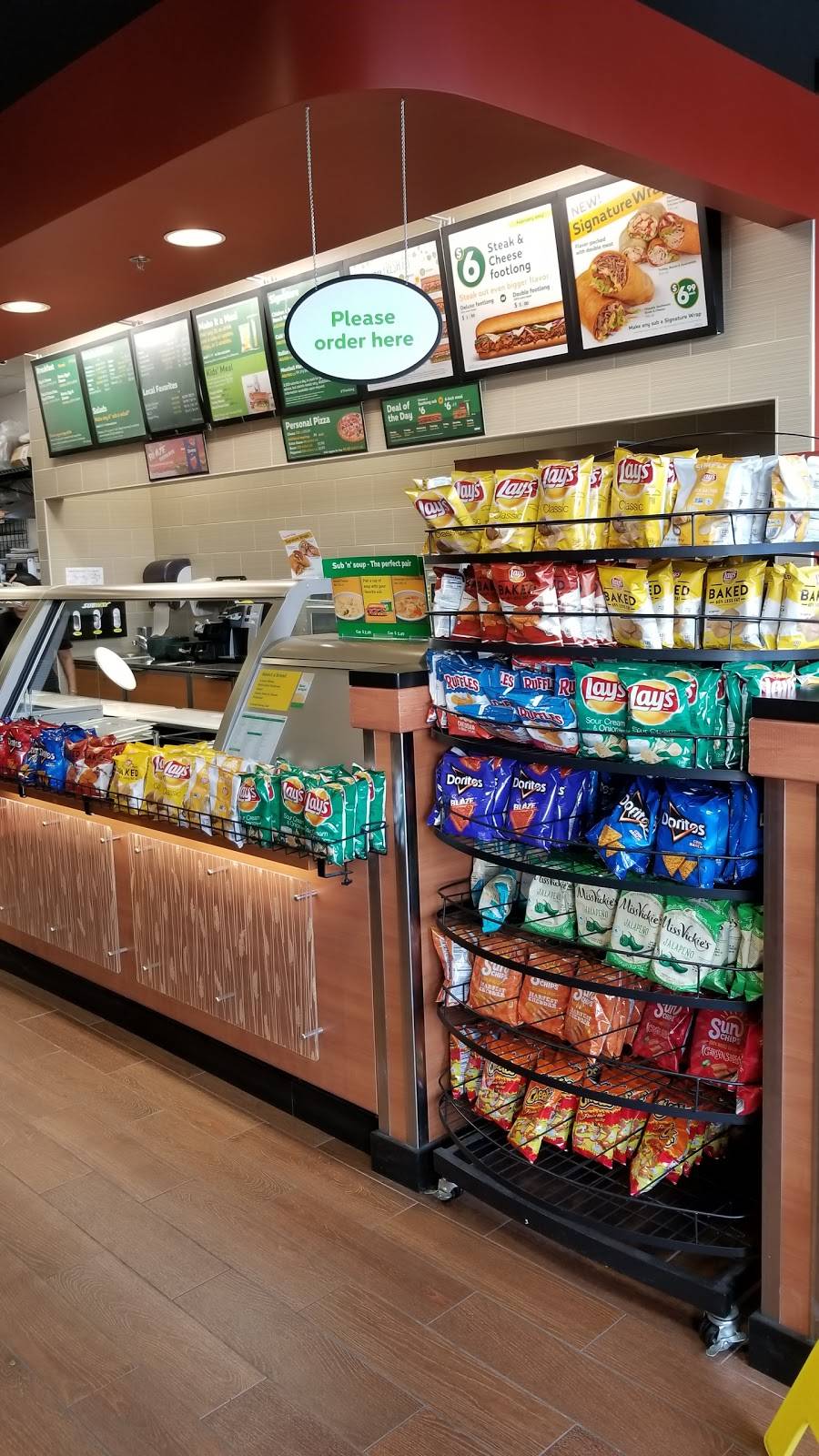 Subway Restaurants | restaurant | 1024 McHenry Ave Suite J, Crystal Lake, IL 60014, USA | 8154558322 OR +1 815-455-8322