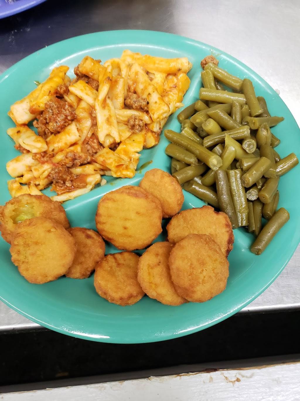 Southern Roots Grille | restaurant | 552 East Ocean Rd, NC-50, Holly Ridge, NC 28445, USA | 9108030773 OR +1 910-803-0773