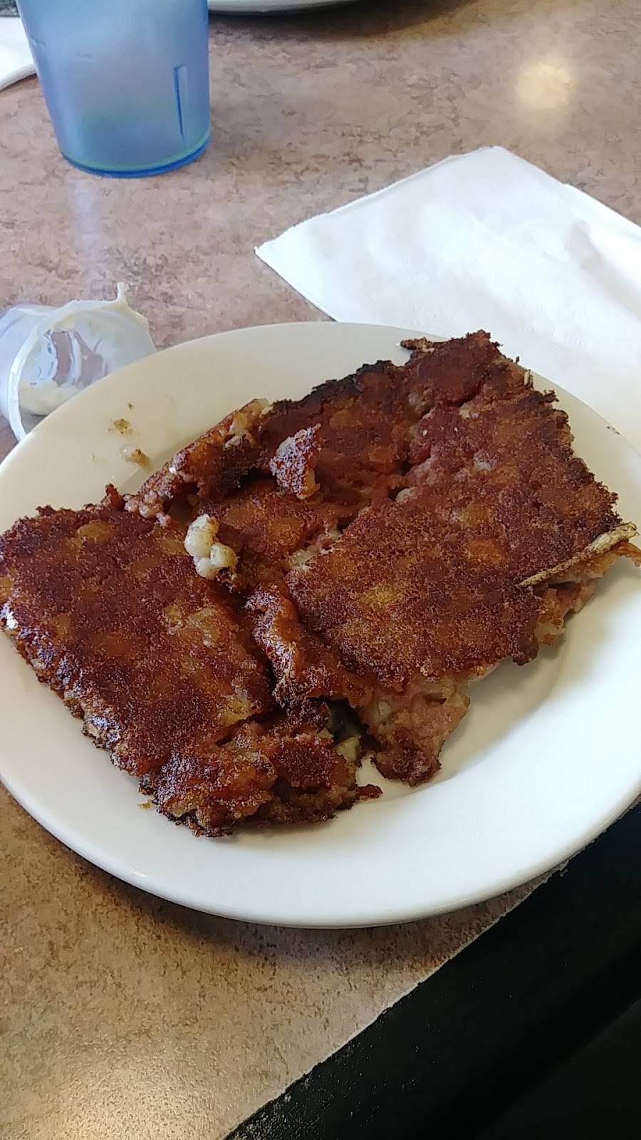 Elliotts Restaurant | restaurant | 4501 Pennell Rd, Aston, PA 19014, USA | 6104946365 OR +1 610-494-6365