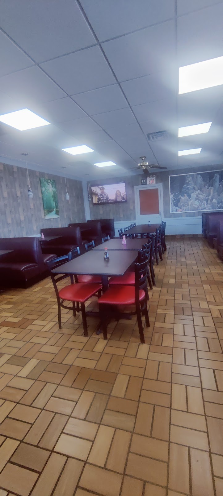 Cantonese Kitchen | restaurant | 839 N Glenstone Ave, Springfield, MO 65802, USA | 4177715621 OR +1 417-771-5621