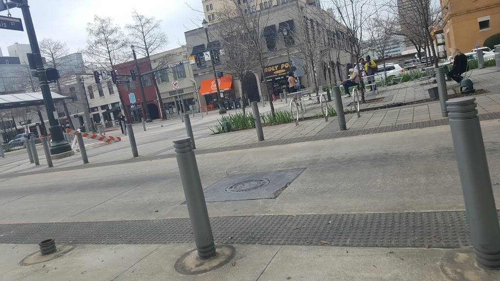 Sadafs Cafe | restaurant | 321 North Blvd, Baton Rouge, LA 70801, USA | 2253440090 OR +1 225-344-0090