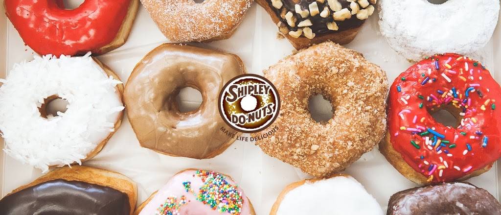 Shipley Do-Nuts | bakery | 9643 Westheimer Rd, Houston, TX 77063, USA | 7137819722 OR +1 713-781-9722