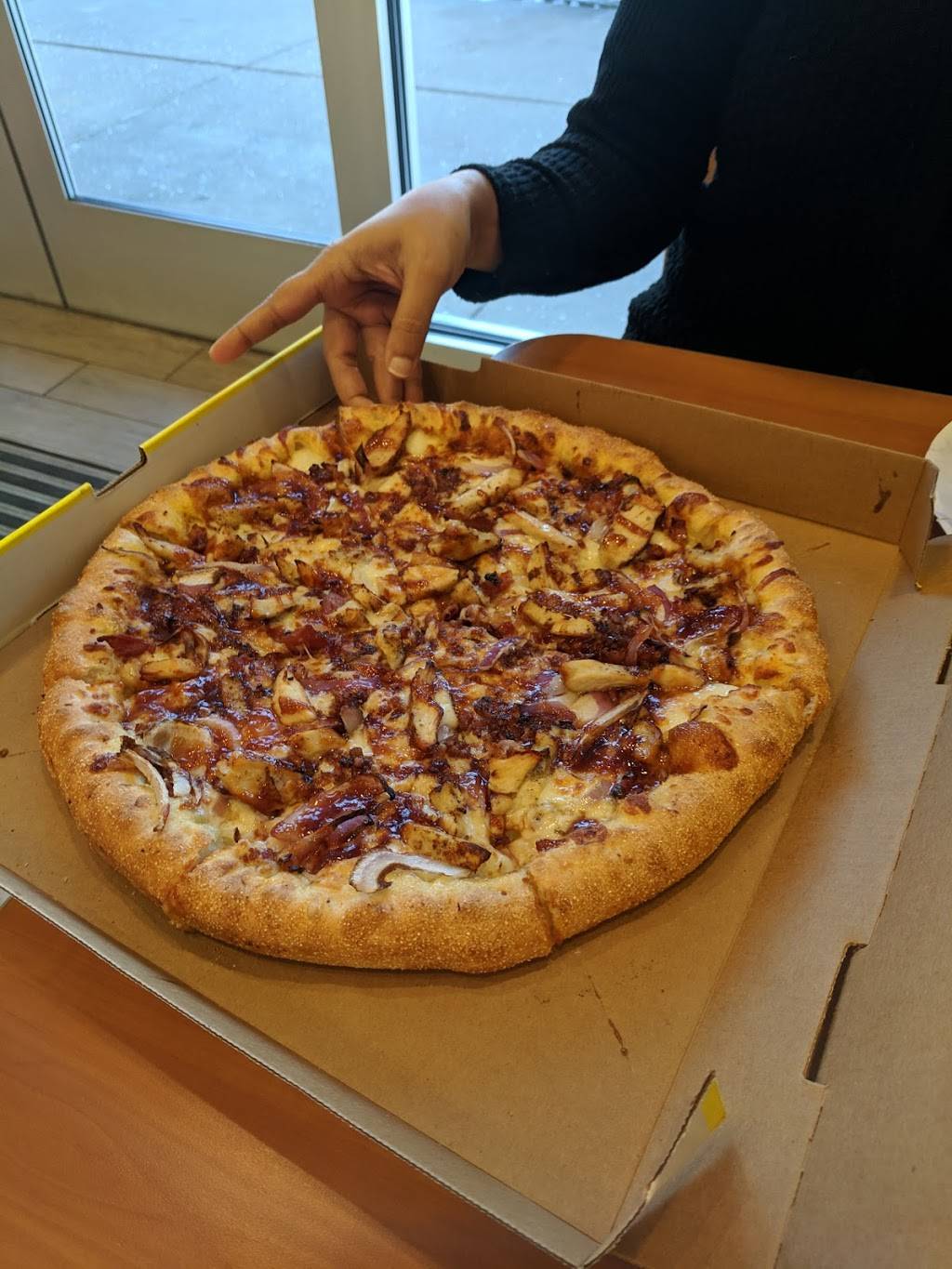 Hungry Howies Pizza | meal delivery | 3395 Plymouth Rd, Ann Arbor, MI 48105, USA | 7347731010 OR +1 734-773-1010