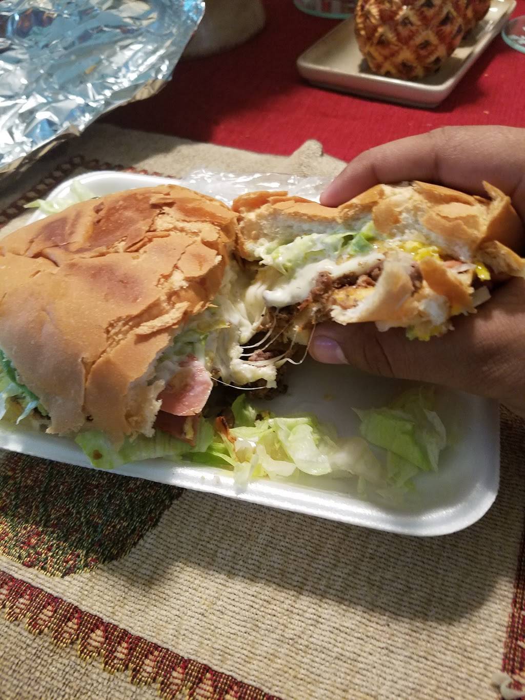 Castillo Taqueria | restaurant | 930 Edgebrook Dr, Houston, TX 77034, USA | 2817799280 OR +1 281-779-9280