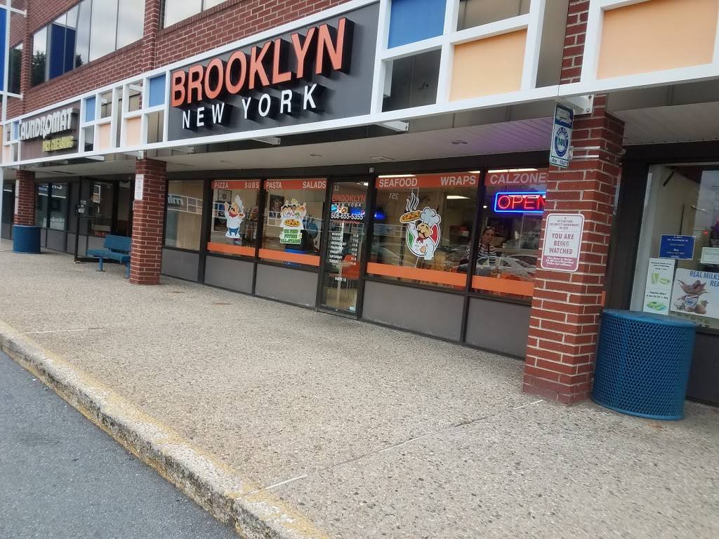 Brooklyn New York Pizza | restaurant | 251 W Central St, Natick, MA 01760, USA | 5086555355 OR +1 508-655-5355