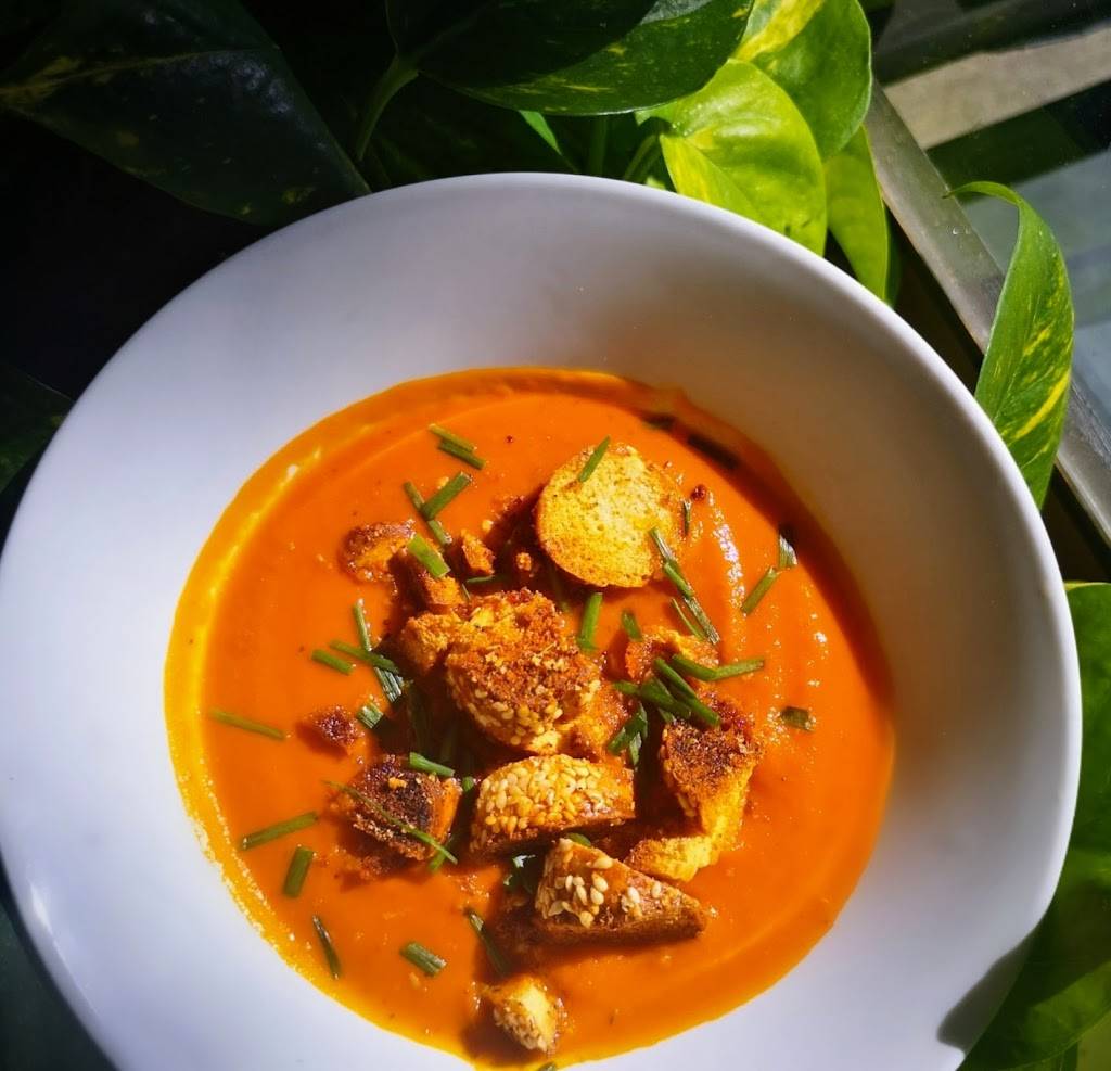 Cafe Naturalis | restaurant | 2198 Queen St E, Toronto, ON M4E 1E7, Canada | 4165515255 OR +1 416-551-5255