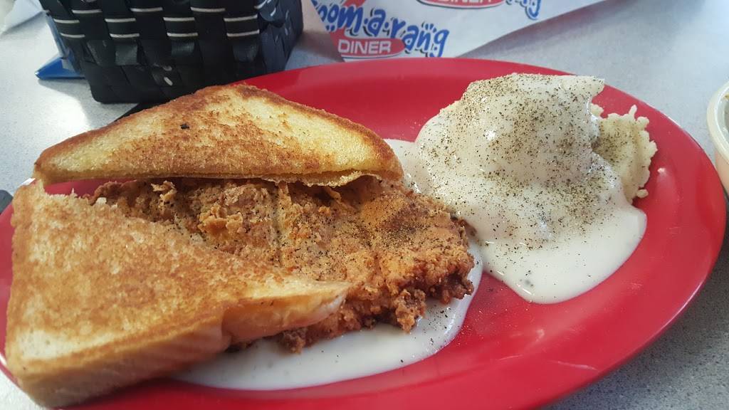 Boomarang Diner | restaurant | 2400 Main St, Choctaw, OK 73020, USA | 4053904455 OR +1 405-390-4455
