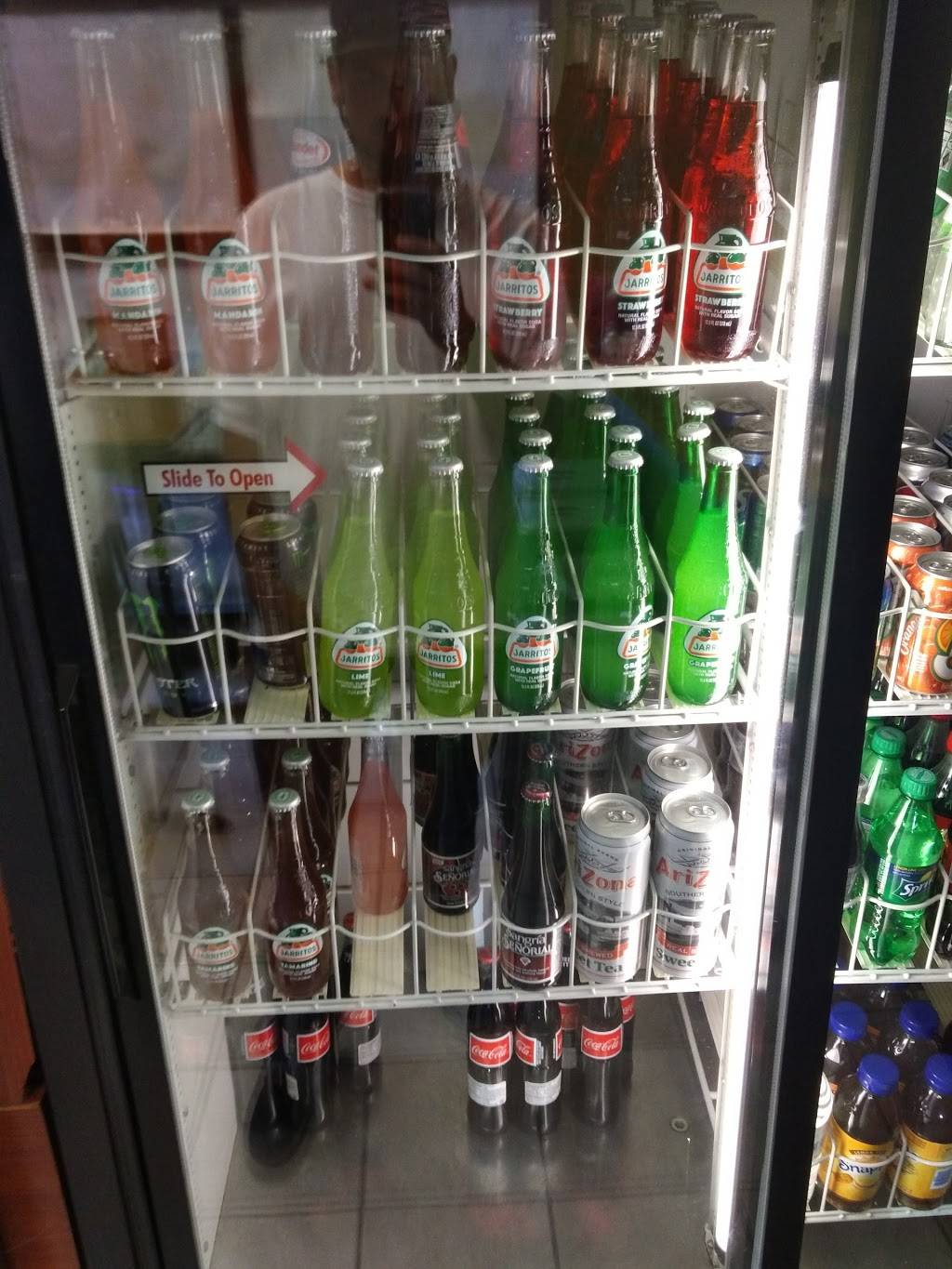 Los Tamales | restaurant | 4952 E 62nd Ave, Commerce City, CO 80022, USA | 3032882225 OR +1 303-288-2225