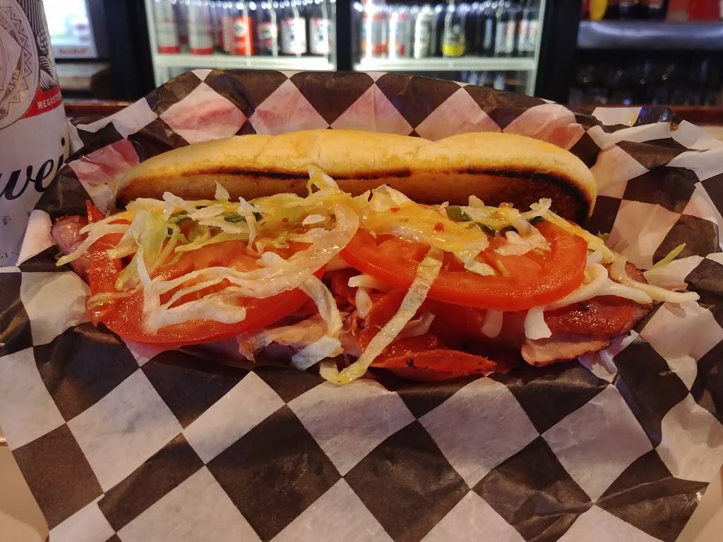 Bender on 7 | restaurant | 820 S Summit St, Girard, KS 66743, USA | 6207244860 OR +1 620-724-4860