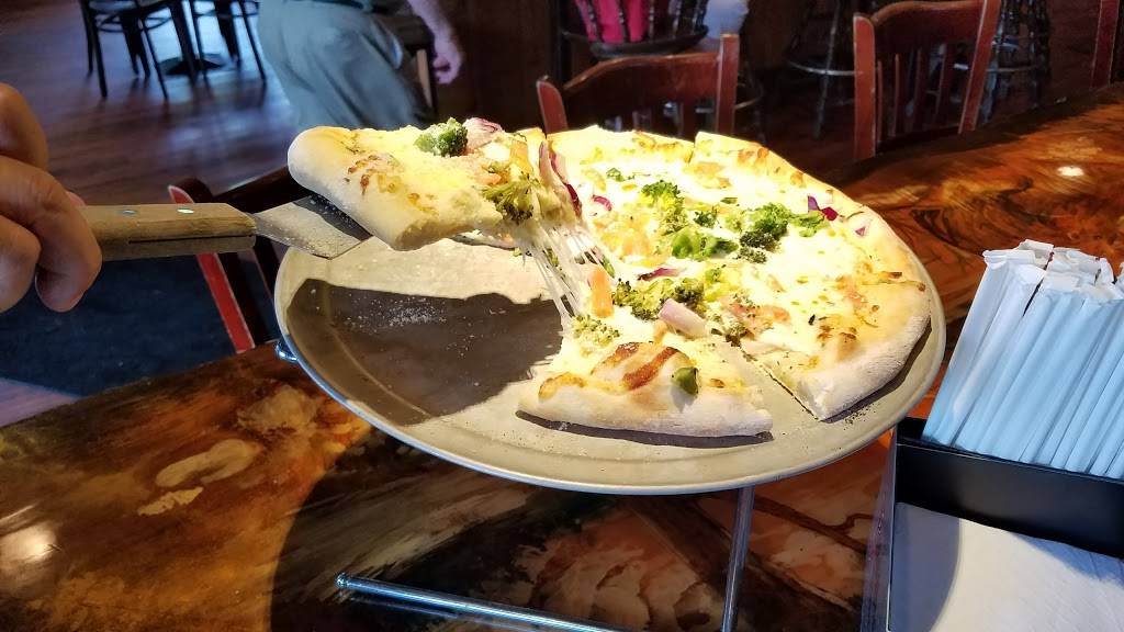 Tinneys Tavern | restaurant | 498 Lake Desolation Rd, Middle Grove, NY 12850, USA | 5184501066 OR +1 518-450-1066