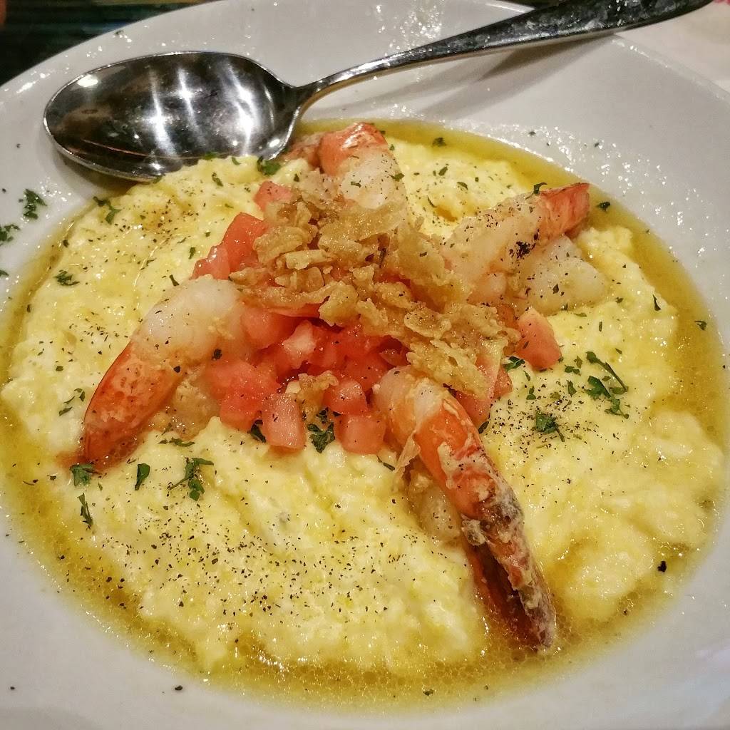 Sweet Georgias Juke Joint | restaurant | 6000 N Terminal Pkwy, Atlanta, GA 30320, USA | 4047662518 OR +1 404-766-2518