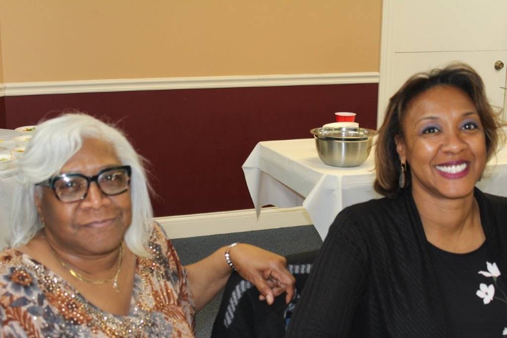 Little Daves Ribs & More | restaurant | 116 S Saratoga St, Peoria, IL 61605, USA | 3092004690 OR +1 309-200-4690