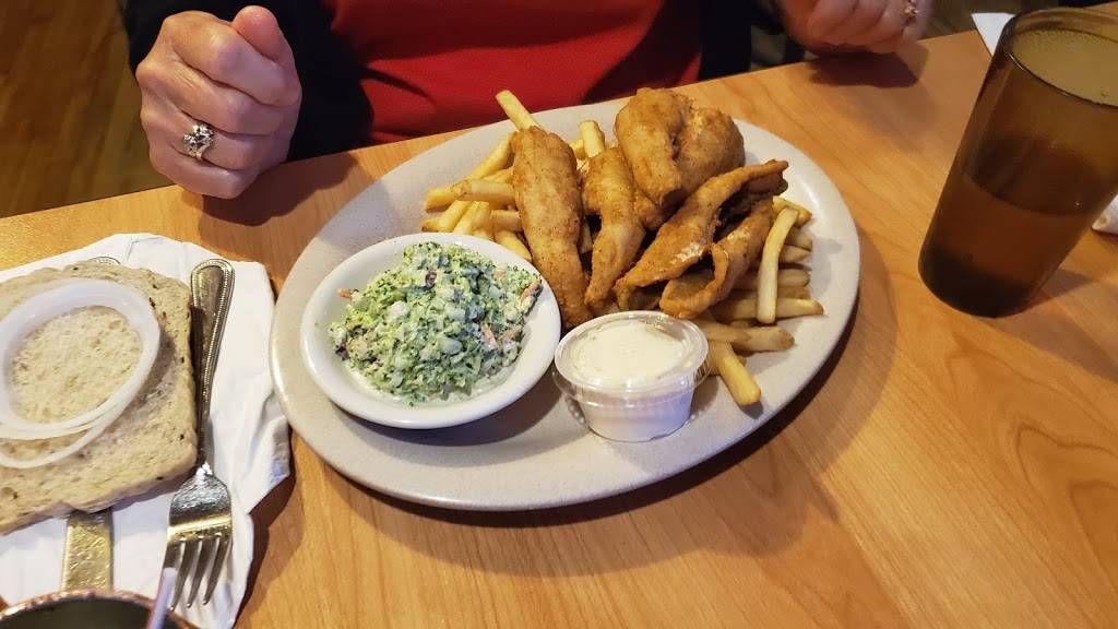 Tnts Russted Nail | restaurant | 16695 WI-32, Mountain, WI 54149, USA | 7152762442 OR +1 715-276-2442