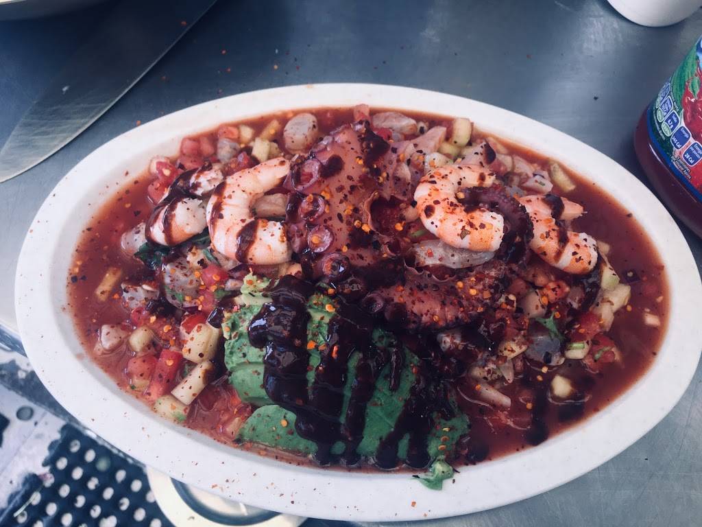 Mariscos el marinero food truck | restaurant | O. Gorman, Zona Urbana Rio Tijuana, 22010 Tijuana, B.C., Mexico | 016644291415 OR +52 664 429 1415