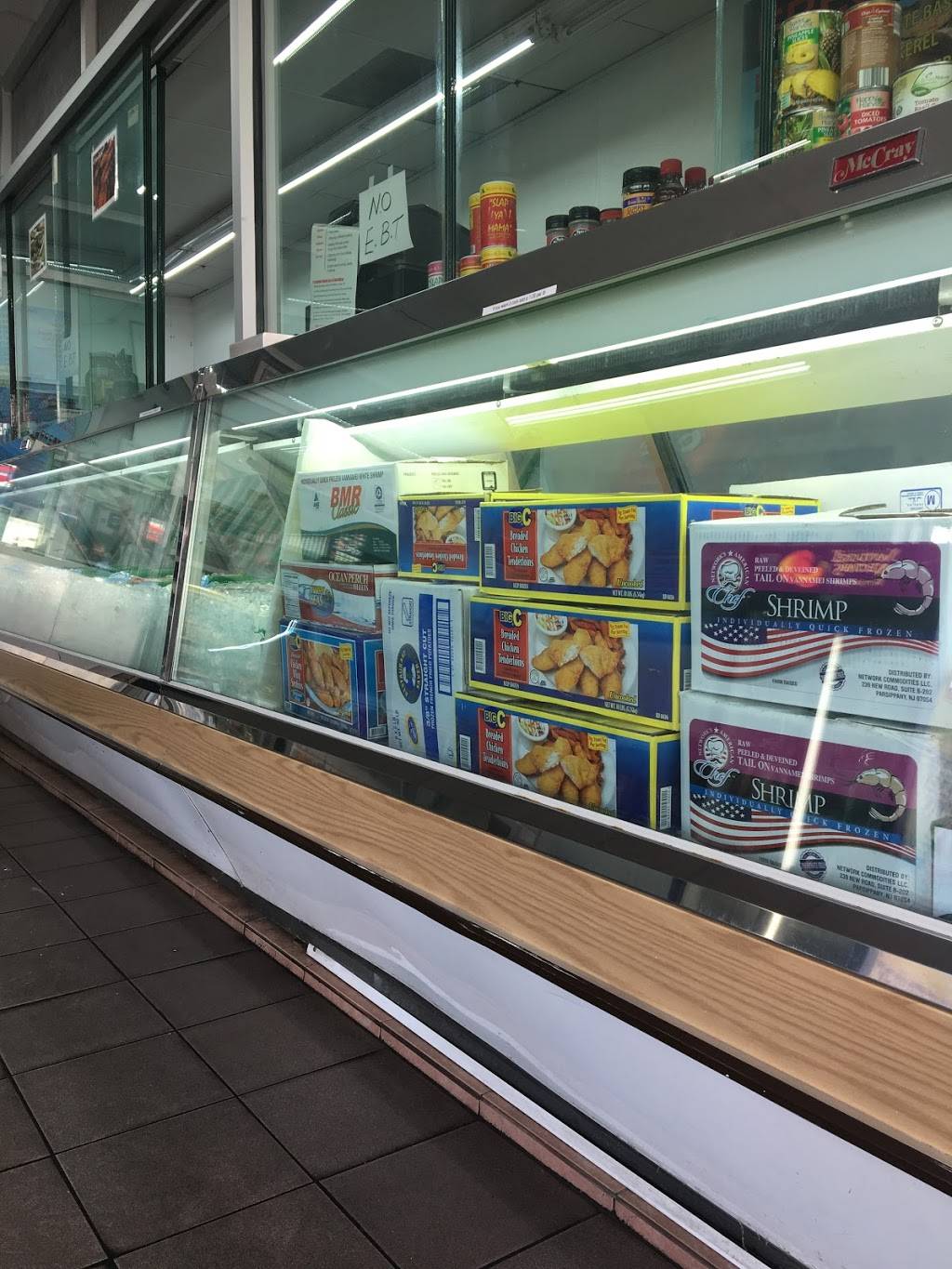 Wyoming Fresh Fish and Seafood | restaurant | 15151 Wyoming Ave, Detroit, MI 48238, USA | 3139310300 OR +1 313-931-0300