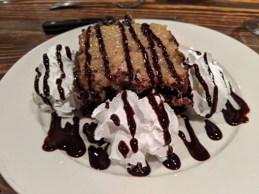 Checkers Old Munchen | restaurant | 2209 E Atlantic Blvd, Pompano Beach, FL 33062, USA | 9547857565 OR +1 954-785-7565