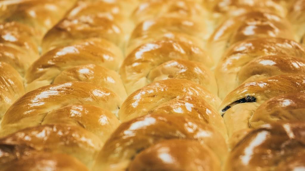 Chiu Quon Bakery & Dim Sum | bakery | 2253 S Wentworth Ave, Chicago, IL 60616, USA | 3122256608 OR +1 312-225-6608