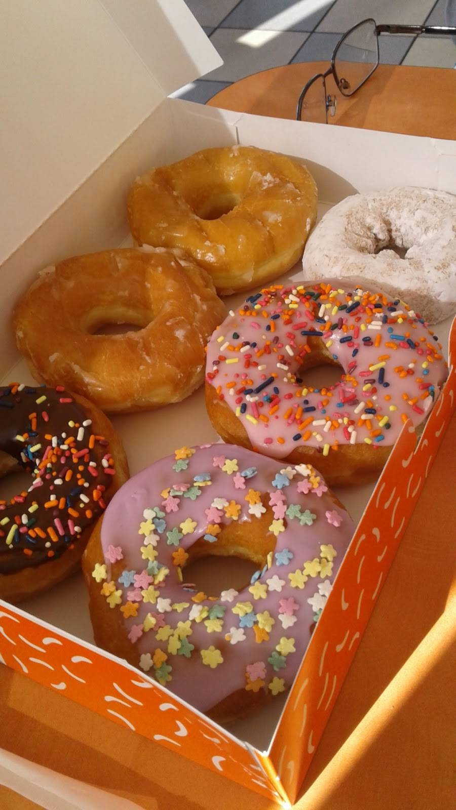 Dunkin | bakery | 535 Hialeah Dr, Hialeah, FL 33010, USA | 3058891003 OR +1 305-889-1003