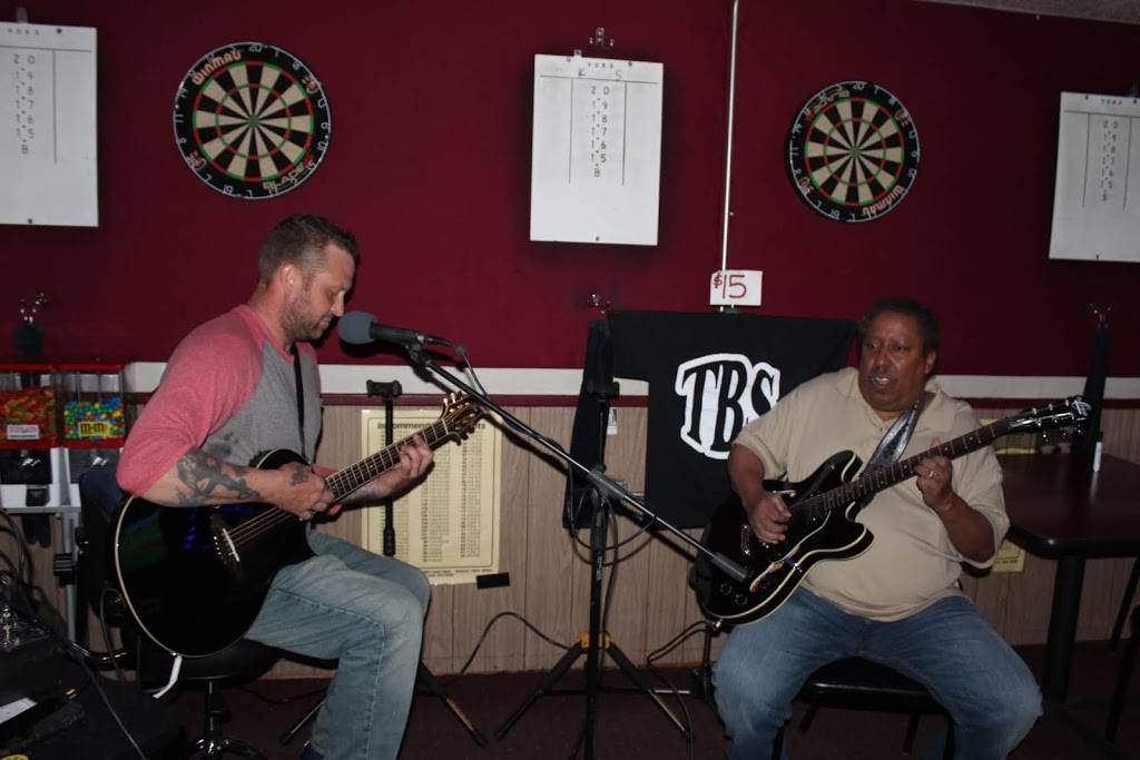 At the Office Bar & Grill | restaurant | 30511 Euclid Ave, Wickliffe, OH 44092, USA | 4409441743 OR +1 440-944-1743