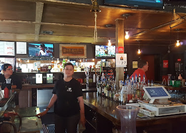 The Bad Apple Saloon | restaurant | 3436 Ryan St, Lake Charles, LA 70605, USA | 3374742294 OR +1 337-474-2294