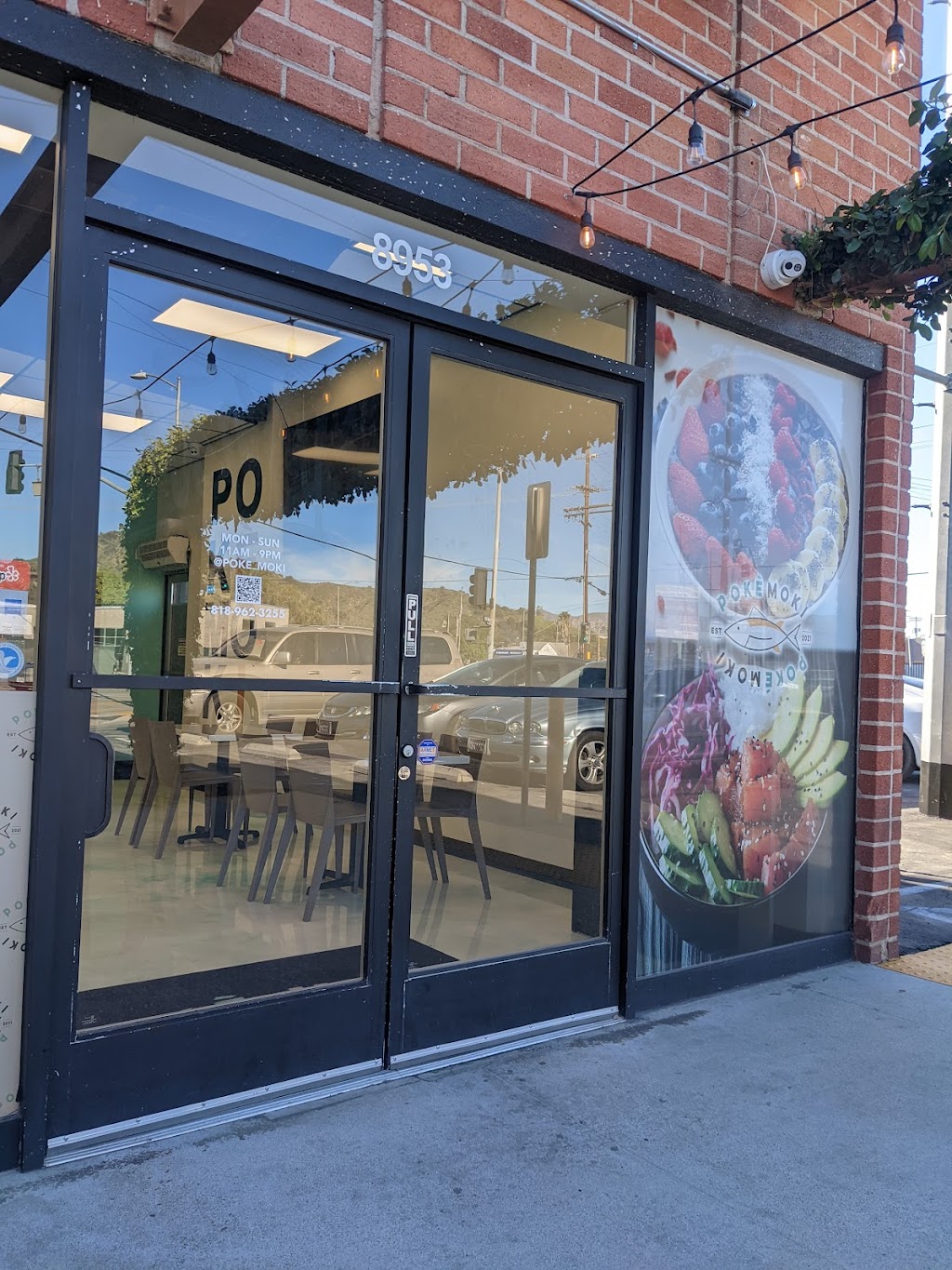 Poke Moki | restaurant | 8953 Sunland Blvd, Sun Valley, CA 91352, USA | 8185998005 OR +1 818-599-8005