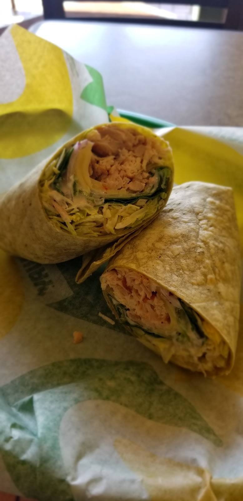 Subway | restaurant | 2923 Linden Ave, Dayton, OH 45410, USA | 9372568233 OR +1 937-256-8233