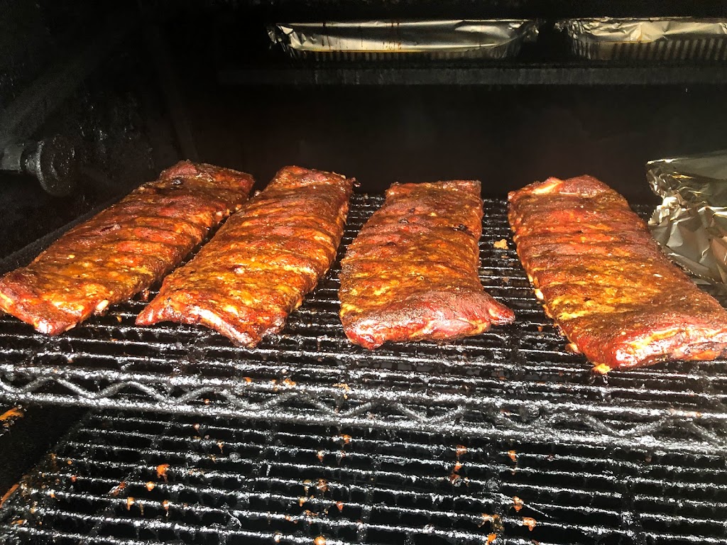 Mooses BBQ & Catering | restaurant | 213 E Main St, Gardner, KS 66030, USA | 7856916757 OR +1 785-691-6757