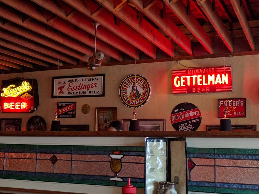 Town Hall Tap | restaurant | 4810 Chicago Ave, Minneapolis, MN 55417, USA | 6127677307 OR +1 612-767-7307