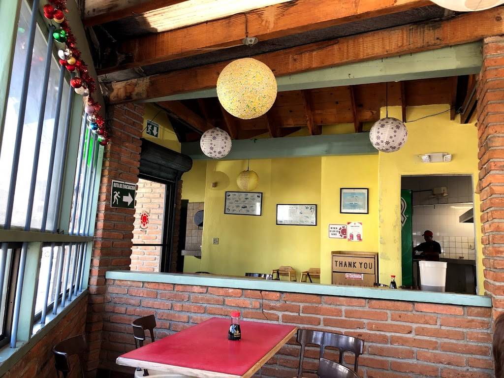 La Cochinita | restaurant | Av. Ruiz 37 - A, Zona Centro, 22800 Ensenada, B.C., Mexico | 016461783443 OR +52 646 178 3443