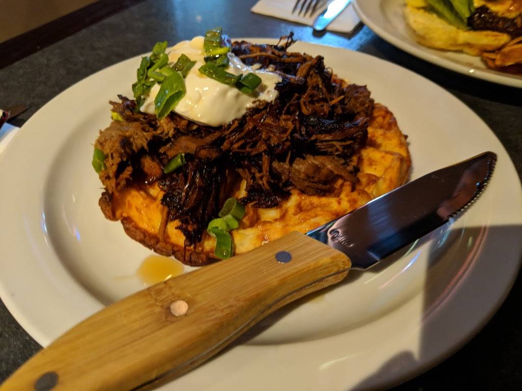 Beacon Ale House | restaurant | 239 Dalhousie St, Amherstburg, ON N9V 2Z1, Canada | 5197367500 OR +1 519-736-7500