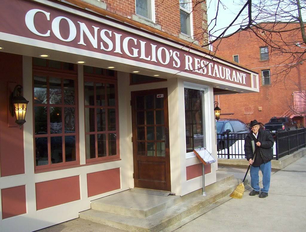 Consiglios Restaurant | restaurant | 165 Wooster St, New Haven, CT 06511, USA | 2038654489 OR +1 203-865-4489