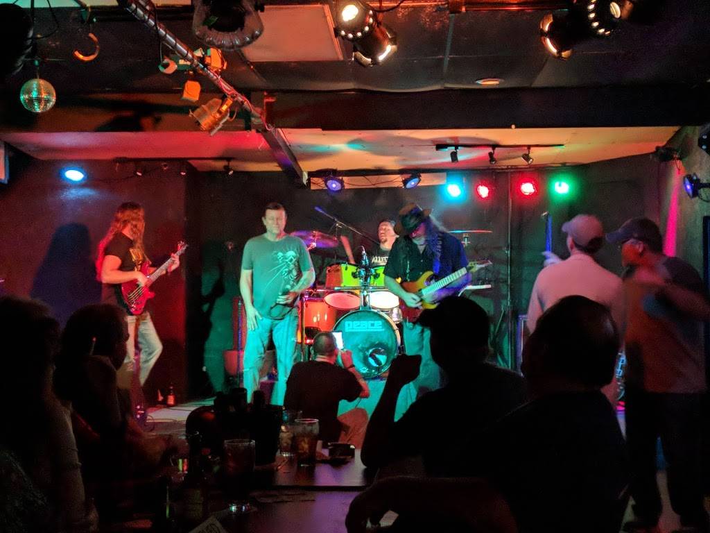 LA Nights | restaurant | 318 S 2nd St, Paragould, AR 72450, USA | 8702400210 OR +1 870-240-0210