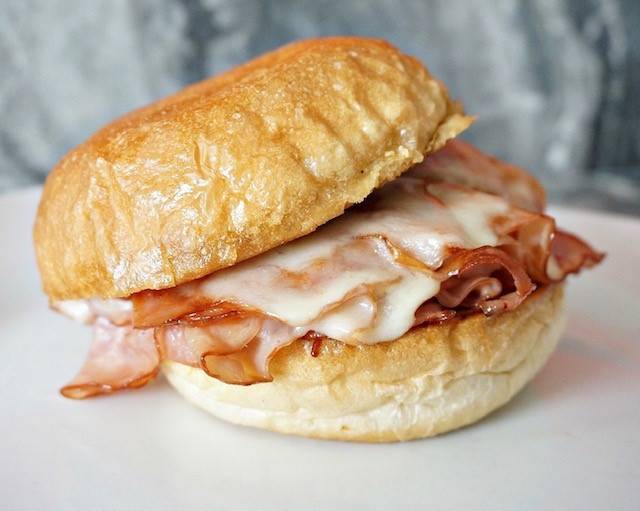 Beef Daddys | restaurant | 15771 Hall Rd, Macomb, MI 48044, USA | 5862624359 OR +1 586-262-4359