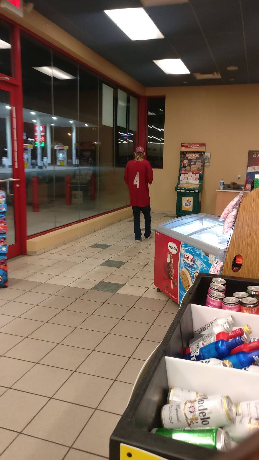 Kangaroo Express | meal takeaway | 5198 SE Abshier Blvd, Belleview, FL 34420, USA | 3522457847 OR +1 352-245-7847