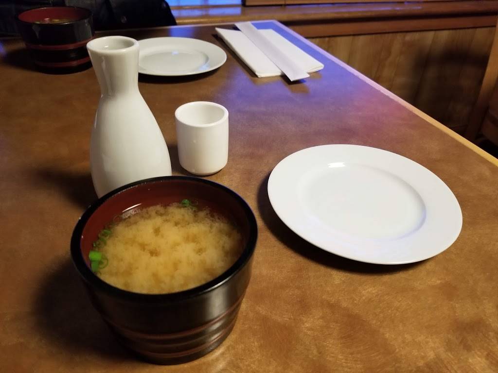 Hana Sushi | restaurant | 10114 Main St, Bothell, WA 98011, USA | 4254891963 OR +1 425-489-1963