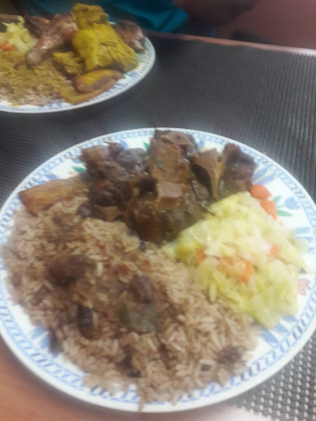 Hummingbird Jamaican Restaurant | restaurant | 180 S Halsted St, Chicago Heights, IL 60411, USA | 7087555009 OR +1 708-755-5009