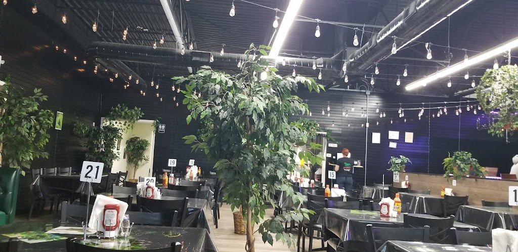 La Iguana Mexican restaurant | restaurant | 8895 Pendleton Pike, Indianapolis, IN 46226, USA | 3177343802 OR +1 317-734-3802