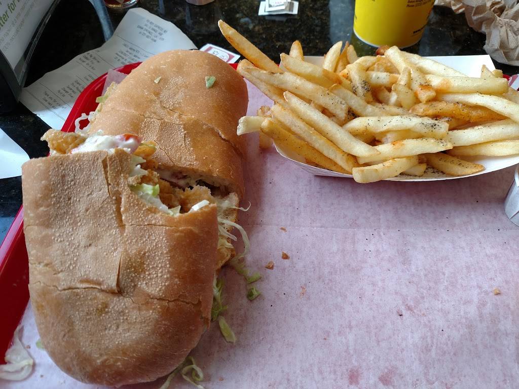 Po-Boy Express | restaurant | 641 S Range Ave, Denham Springs, LA 70726, USA | 2256675494 OR +1 225-667-5494