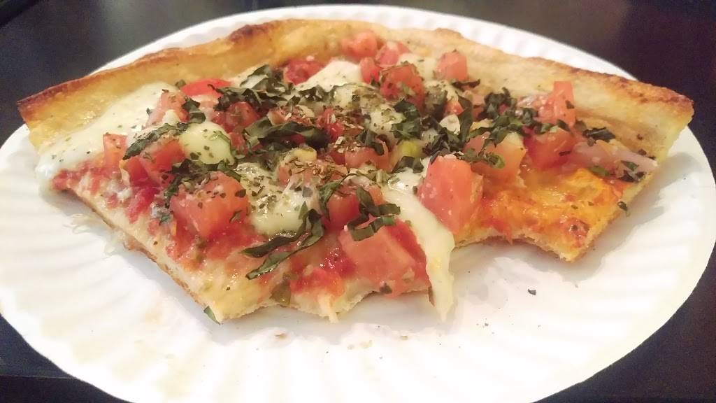 Slices | restaurant | Partition St, Saugerties, NY 12477, USA | 8452473966 OR +1 845-247-3966